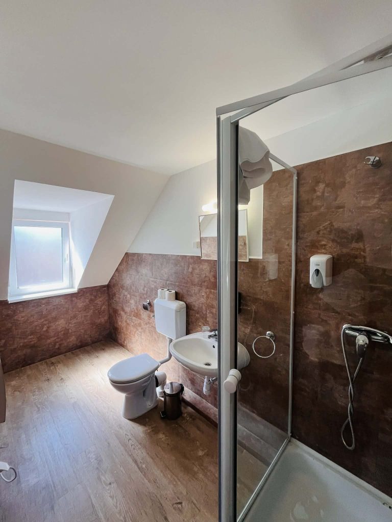 att.0LCBnh9mOsLsHIqNoCGCe2X5kteF_ZxfJ_GBSdO1lKU