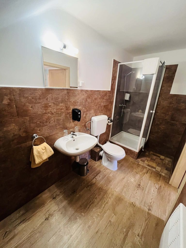 att.x1UPS9FpKqLv3K26xUGxkG_0mABIW0mWFg27HyxX4io